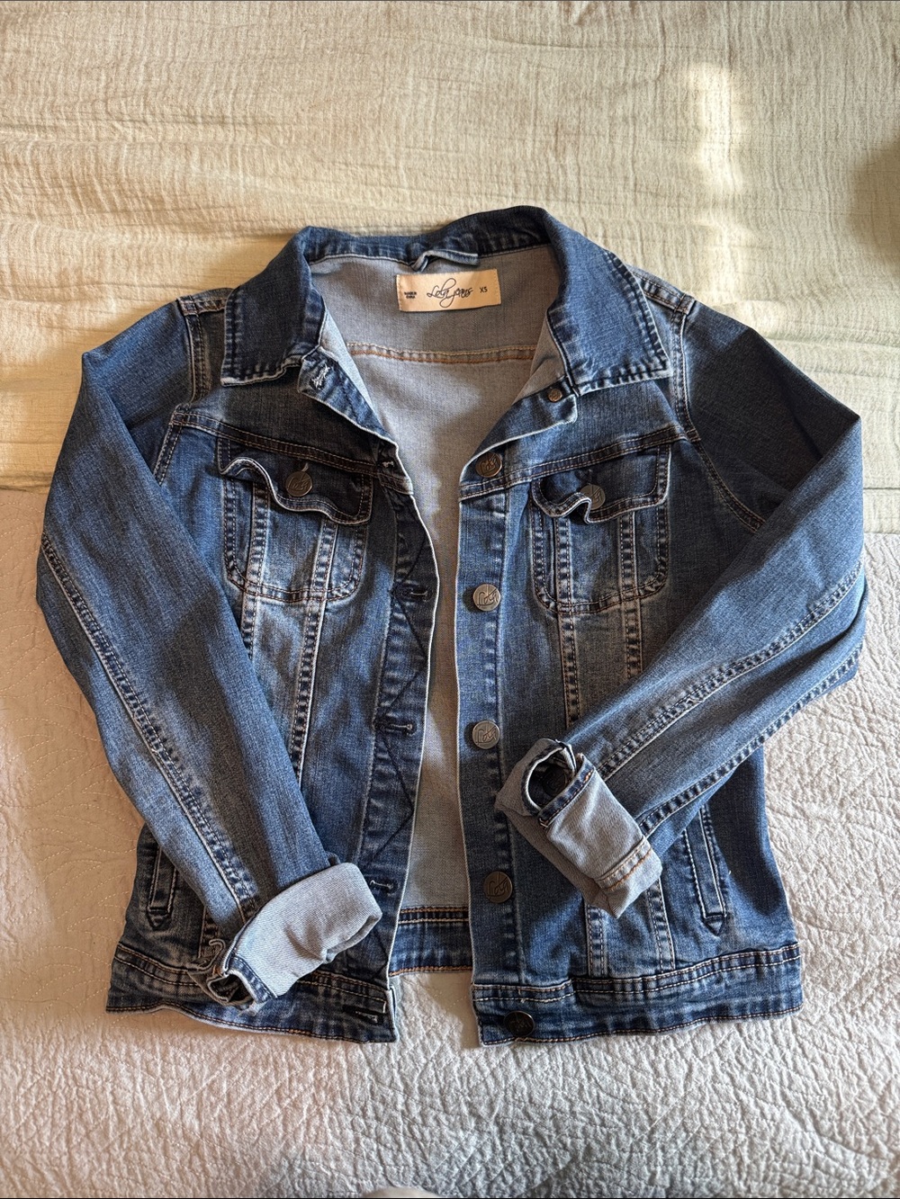 Lola Jeans Women's Blue Denim Jacket - Classic Trucker Style
